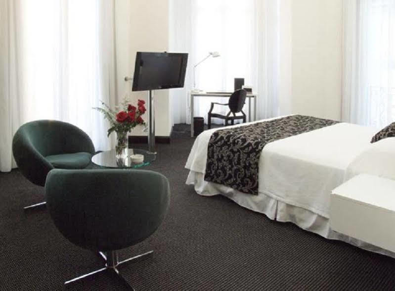 Plaza Fuerte Hotel Монтевидео Екстериор снимка